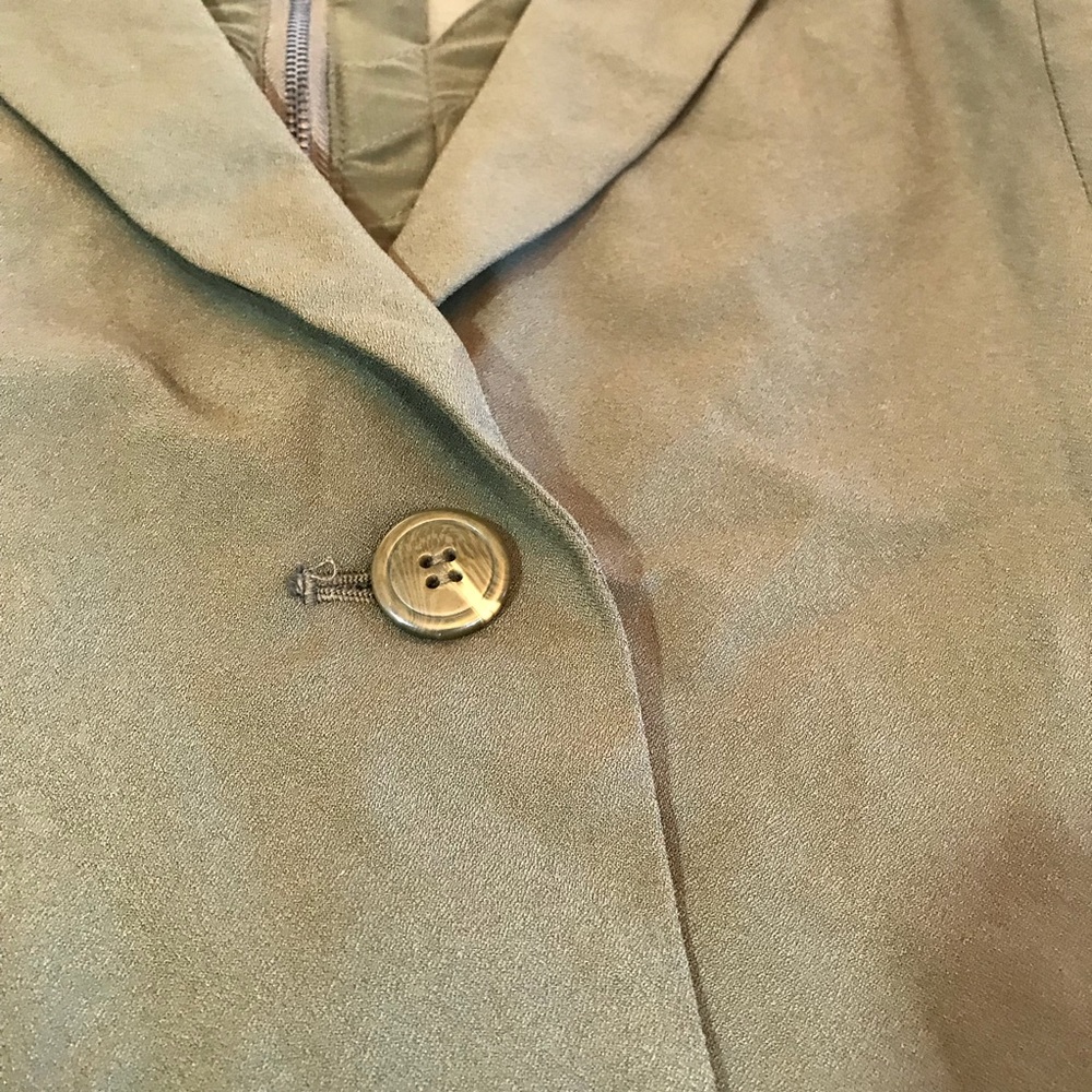 EE JustFab Olive Green Back Zipper Jacket - Picture 6 of 8